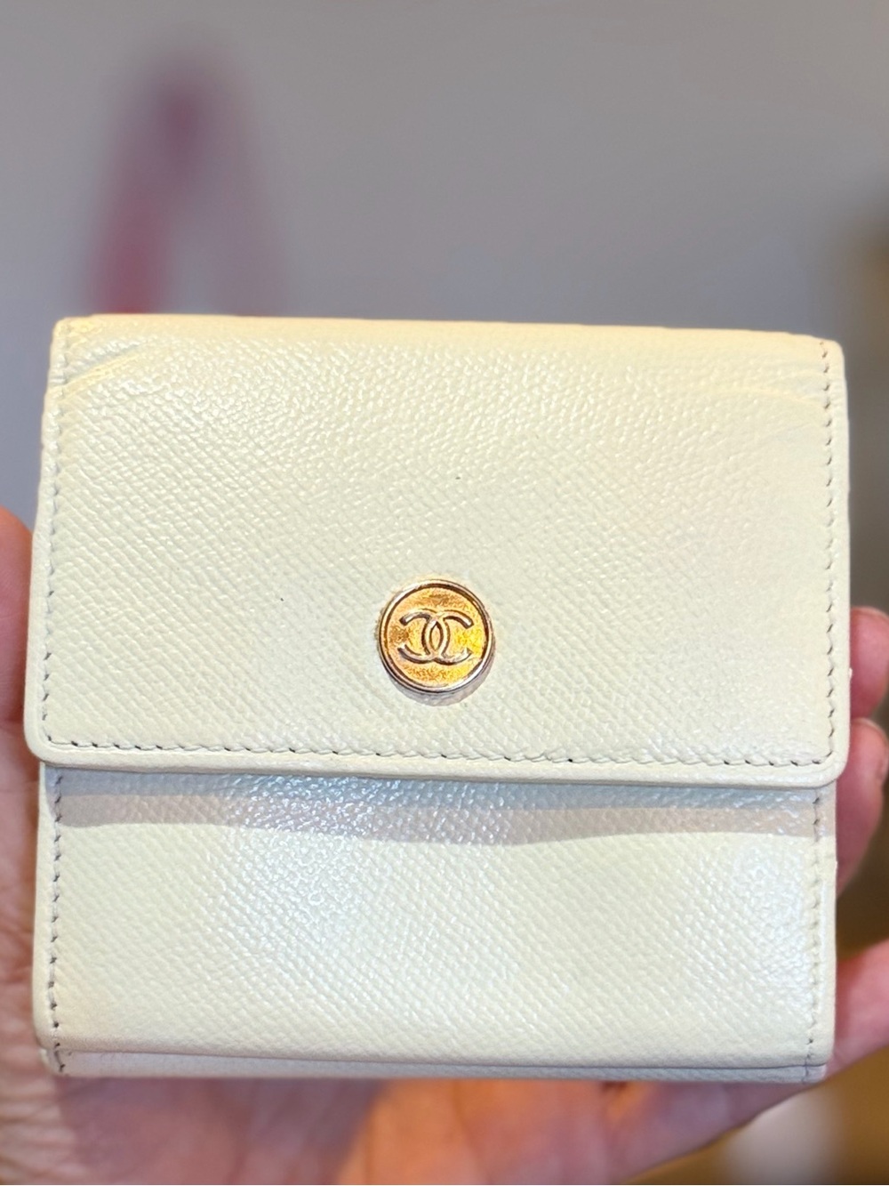 CHANEL Cream Calfskin Leather Trifold Compact Wallet 9725250